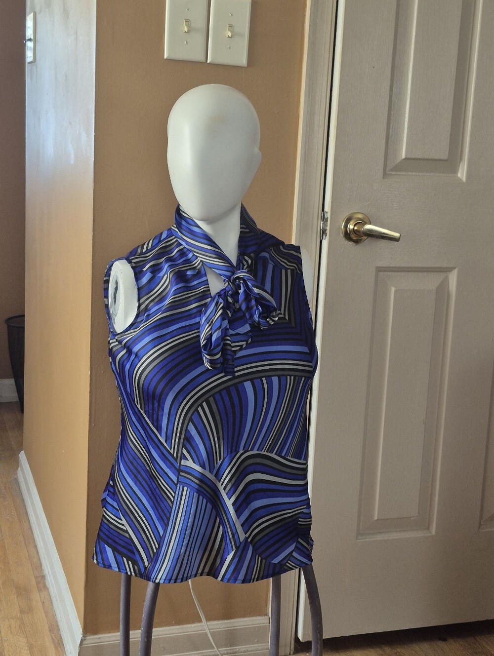 Sleeveless Tie-Neck Blue Striped Women's Top
